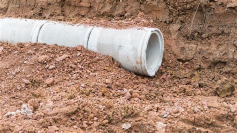 Concrete pipe repair: How to fix holes in a cracked concrete pipe