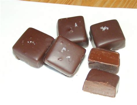 Flour & Chocolate: Fleur de Sel Chocolate Caramels