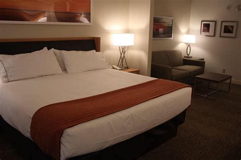 HOLIDAY INN EXPRESS MUNISING-LAKEVIEW, AN IHG HOTEL $134 ($̶1̶7̶3̶ ...