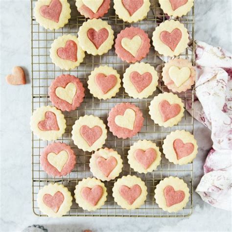 strawberry malt sugar cookies » Hummingbird High