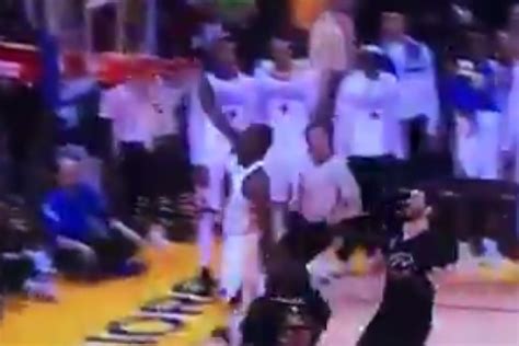 Andre Iguodala throws down mighty transition dunk in Game 5 (Video)