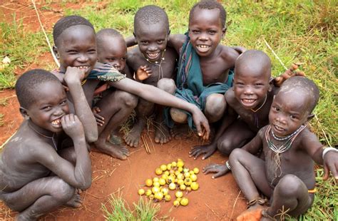 Ethiopian Tribes, Suri, children - Dietmar Temps, photography