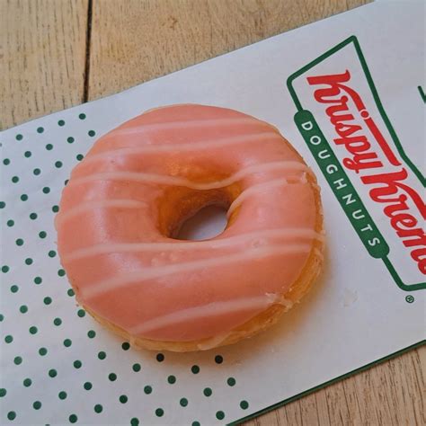 Krispy Kreme Strawberry Iced Ring Reviews | abillion