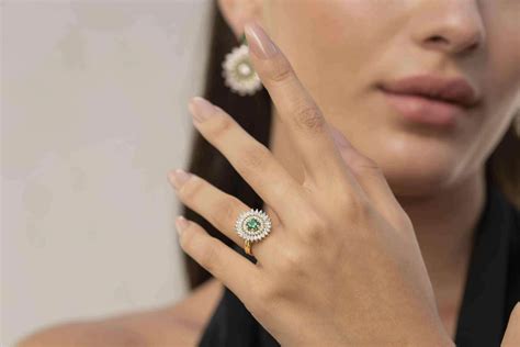 Emerald | Create your own Emerald jewellery on GLAMIRA | GLAMIRA.com.ph