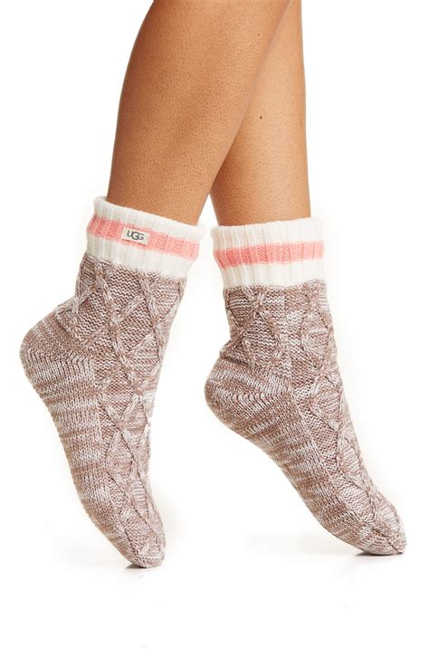 UGG ugg(r) Deedee Fleece Lined Quarter Crew Socks in White | Lyst