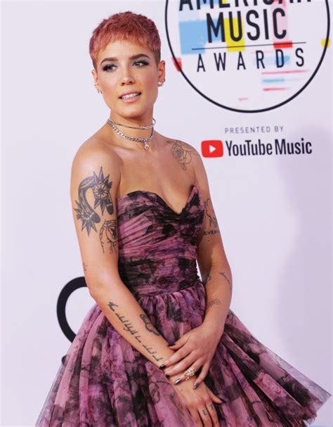 Halsey Picture 104 - 25th MTV Europe Music Awards - Arrivals