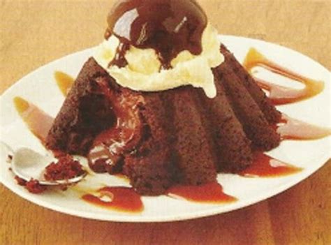 Copycat "Chili's" Molten Chocolate Cake | Just A Pinch Recipes