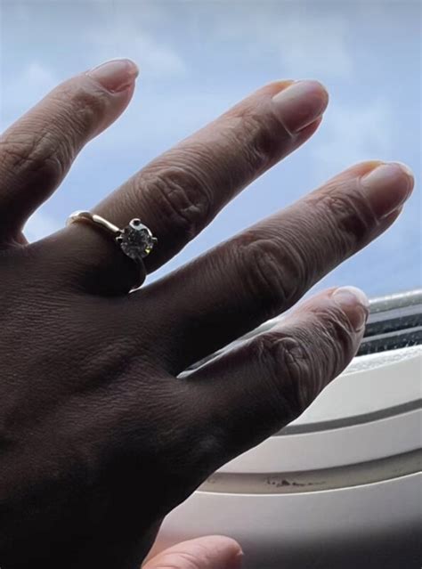 Look At Tamar Braxton's Engagement Ring ... Black Twitter Says It's ...