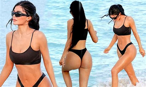 Kylie Jenner EXCL- she reveals her fabulous figure in a thong bikini in ...