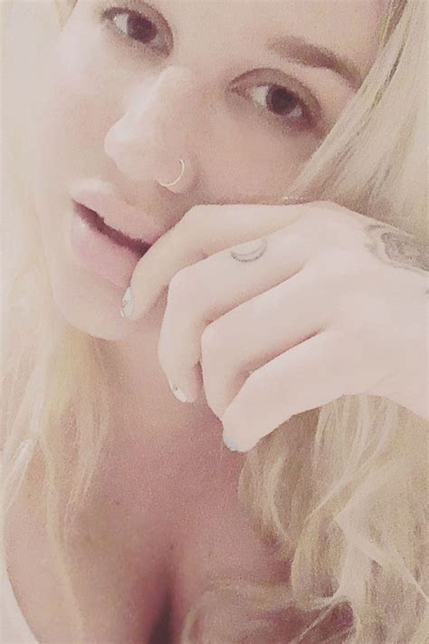 Kesha Without Makeup 2014 - Mugeek Vidalondon