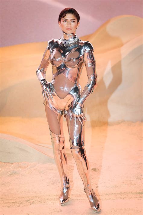 Zendaya makes a futuristic statement in a robotic bodysuit - Hindustan Times