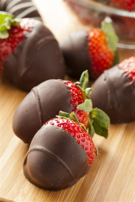 White Chocolate Covered Strawberries Godiva