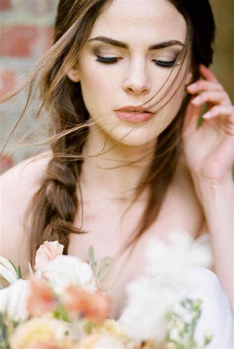 Peach and Pale Yellow Bridal Inspiration by Kerry Jeanne Photography ...