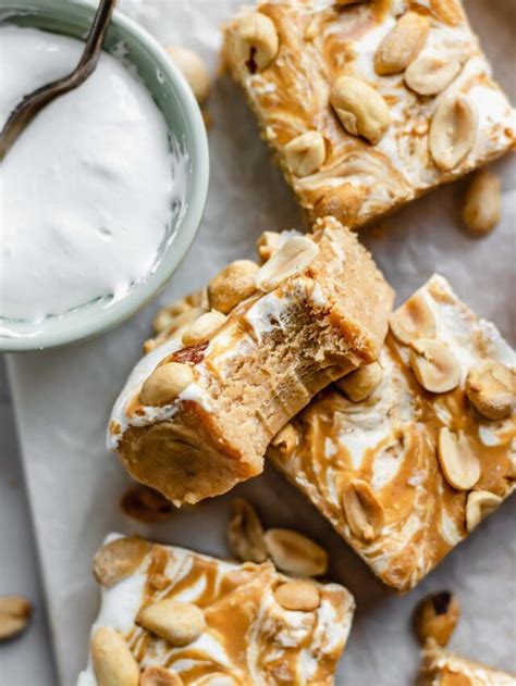 Peanut Butter Marshmallow Fluff Fudge (Fluffernutter Fudge) » The Cozy Plum