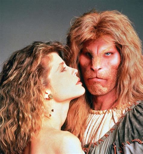 RON PERLMAN and LINDA HAMILTON in THE BEAUTY AND THE BEAST -1987-. by Album