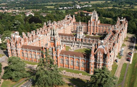 Studiare alla Royal Holloway University di Londra | Esperienza Erasmus RHUL