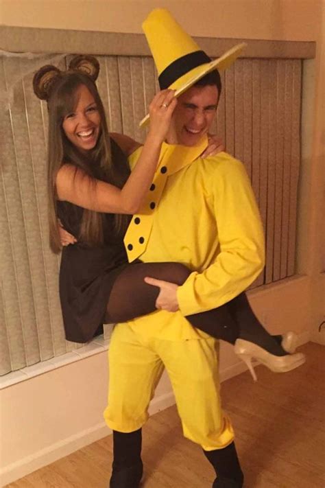 60+ Couples Halloween Costumes You Won't Have to Beg Your Partner to Wear | Duo halloween ...