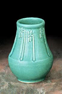 Flower vase > Sculptured Vases > Nichibei Potters