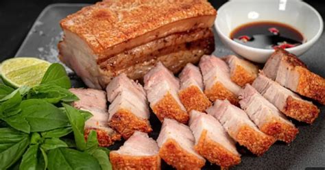 Thit Heo Quay Recipe: Crispy Vietnamese Roast Pork Guide - Hot Thai Restaurant