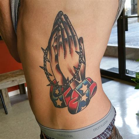 65+ Images OF Praying Hands Tattoos - Way to God