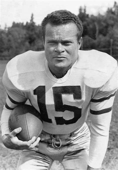 Steve Van Buren, Hall of Fame Running Back, Dies at 91 - NYTimes.com