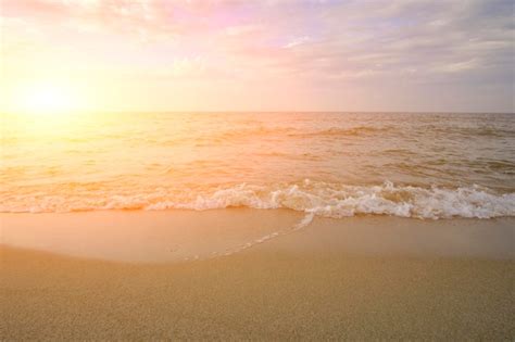 Premium Photo | Quartz sand and sunset on the baltic sea beach