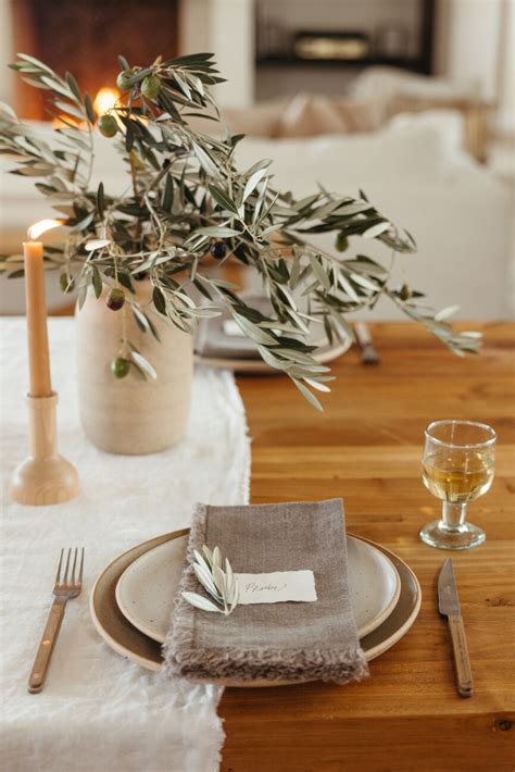 Get Inspired By My Warm and Natural 2023 Thanksgiving Table