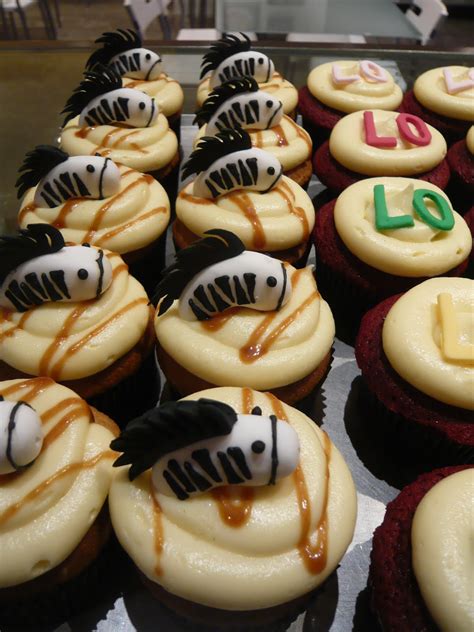 Sift: Fun customized birthday cupcakes