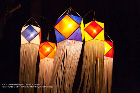 Wesak lanterns - 20100527 - IMG_5118.jpg | Dhammika Heenpella | Flickr