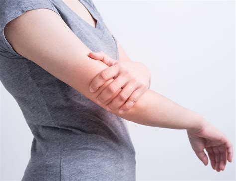 Arm Pain Causes and Relief - The Pain Center