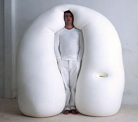 12 of the Weirdest Beds Ever - TechEBlog