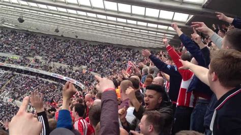 Sunderland fans at Newcastle 2013 - YouTube