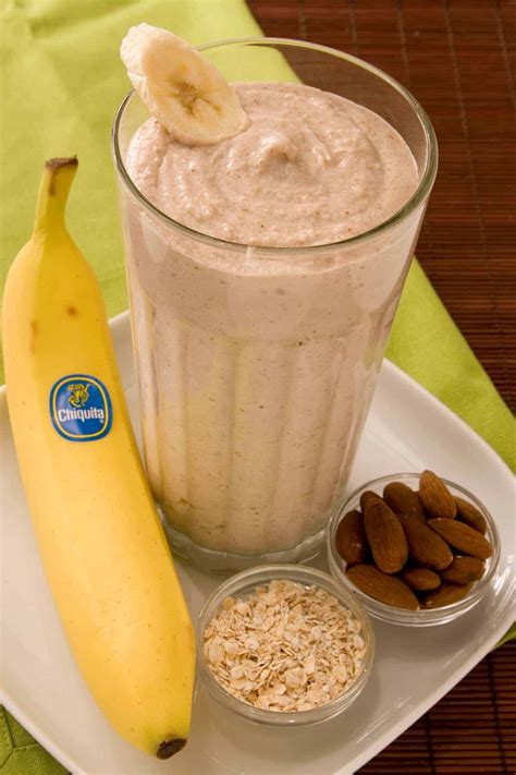 Banana Oatmeal Smoothie Recipe | Healthy Family Project