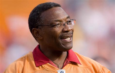The Life And Career Of Lee Roy Selmon (Story)