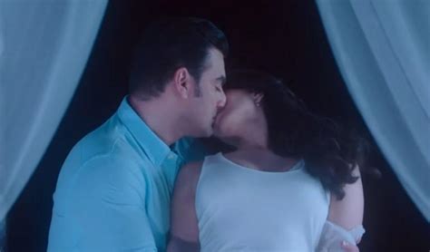 Tera Intezar teaser: Apart from Sunny Leone, Arbaaz Khan's steamy scenes, the movie fails to ...