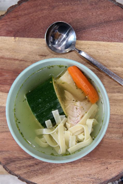 Jewish Chicken Soup Recipe with Noodles - Jewish Moms & Crafters