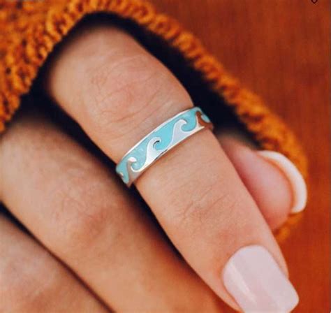 Reversible Enamel Wave Ring - Pura Vida Rings | Wave ring silver, Wave ...