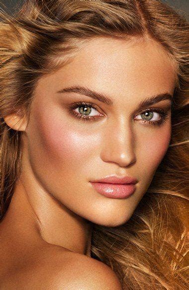 Makeup - Essential Starter Kit For Face Make Up #2579546 - Weddbook