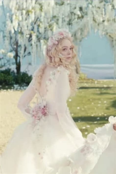 Exclusive: Elle Fanning Gushes Over Her Stunning Wedding Dress in Maleficent: Mistress… | Aurora ...