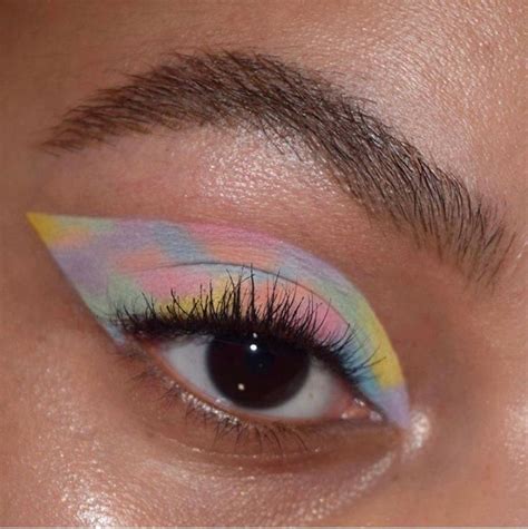 barbie looks | Skin makeup, Eye makeup art, Colorful eye makeup