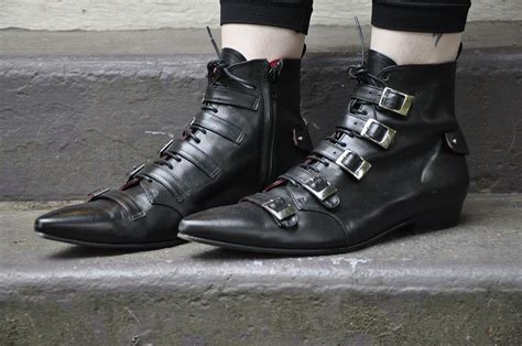 Pin by Dafne T. Herrera on Brujas in 2024 | Goth shoes, Boots, Gothic shoes