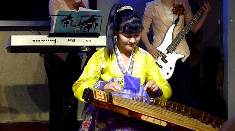 North Korean music performed on a Gayageum - YouTube