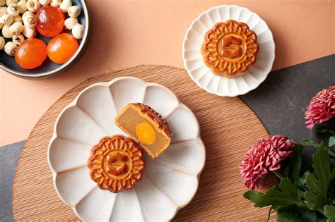 Where to buy mooncakes in Hong Kong 2021 | Honeycombers