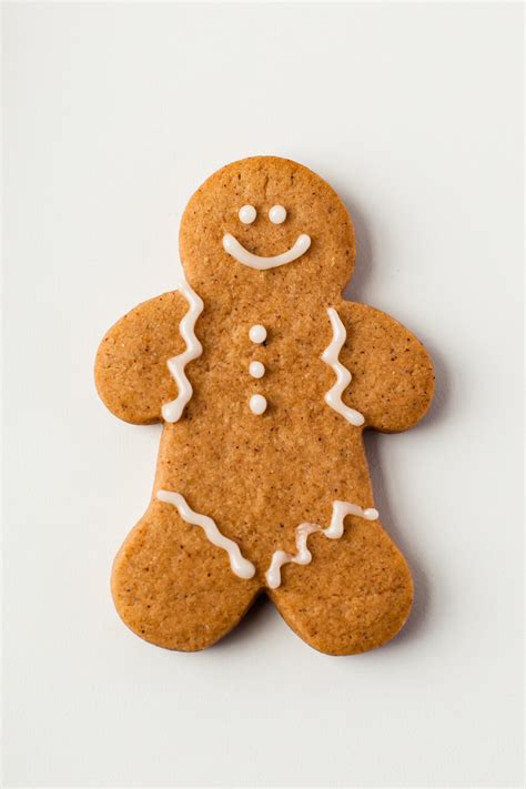 Christmas Gingerbread Man Cookies | The Novice Chef