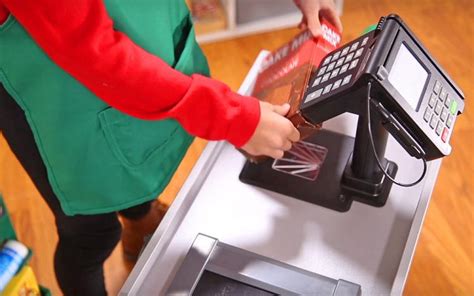 This Grocery Store Toy Lets Your Kid Become a Cashier