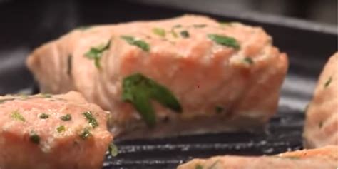 Garlic herb roasted salmon recipe