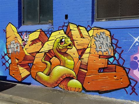 Sydney - City and Suburbs: Redfern, graffiti art