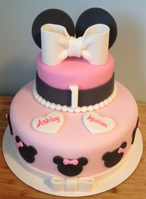 Baby Minnie Mouse Cake - CakeCentral.com