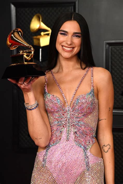 Dua at GRAMMY's 2021 - Dua Lipa Photo (43836441) - Fanpop - Page 2