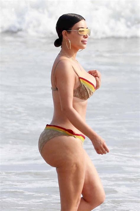 Kim Kardashian shows of bikini body in Mexico – Punch Newspapers